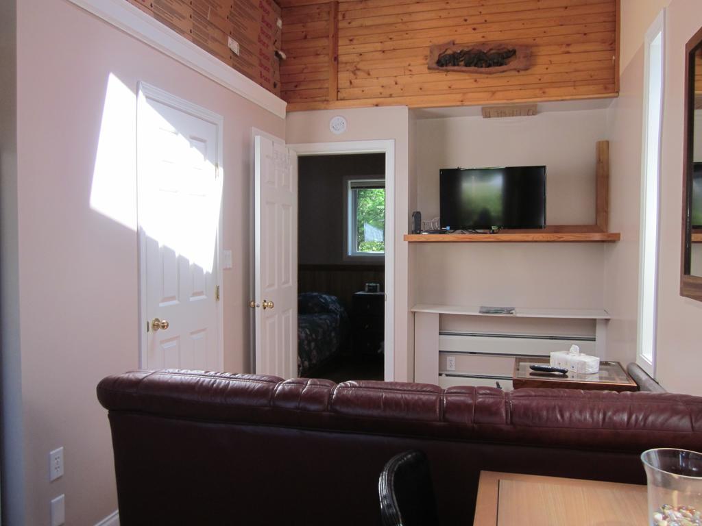 Oceanside Resort Powell River Habitación foto
